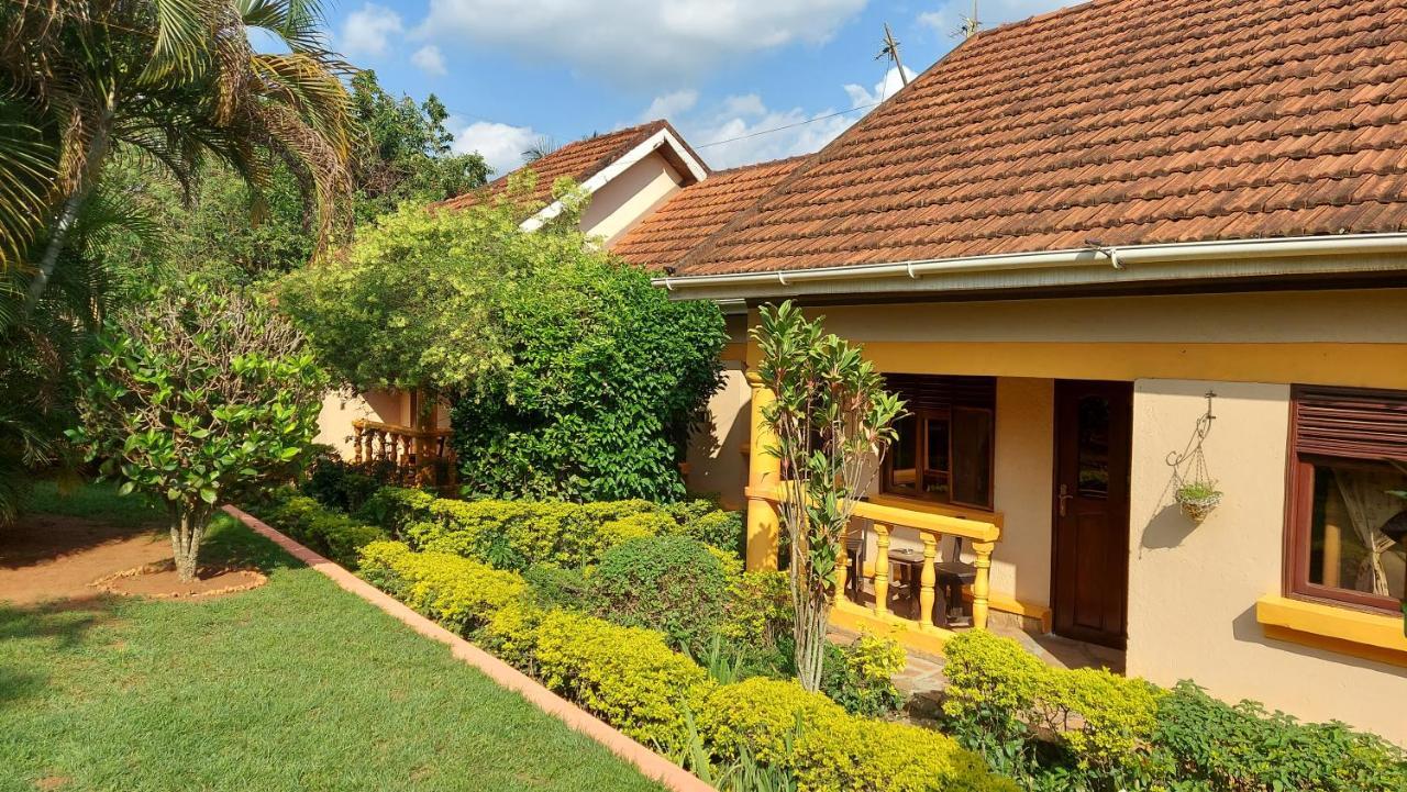 Keelan Ace Villas Kampala Exterior photo