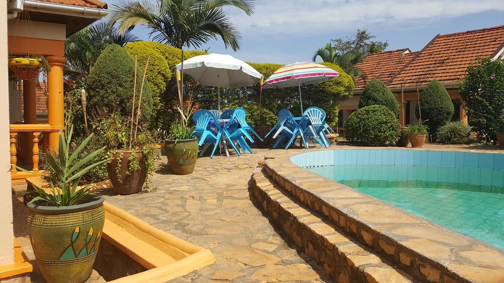 Keelan Ace Villas Kampala Exterior photo