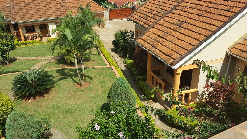 Keelan Ace Villas Kampala Exterior photo