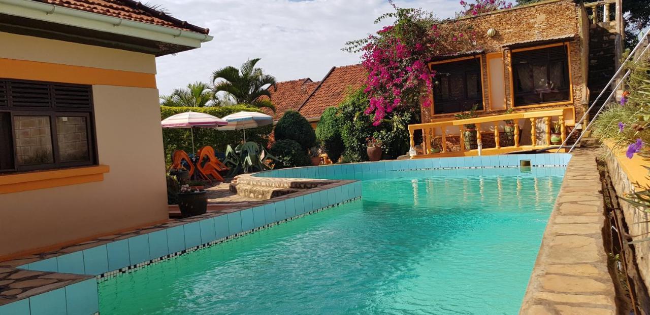 Keelan Ace Villas Kampala Exterior photo