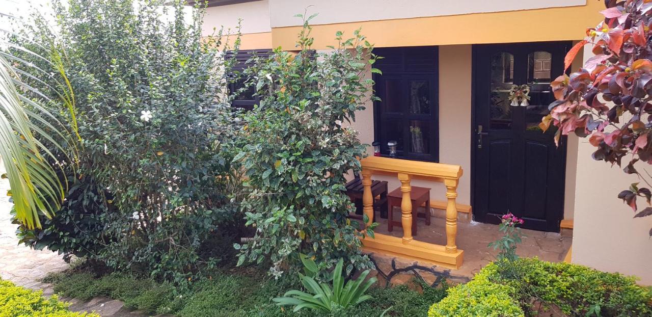 Keelan Ace Villas Kampala Room photo