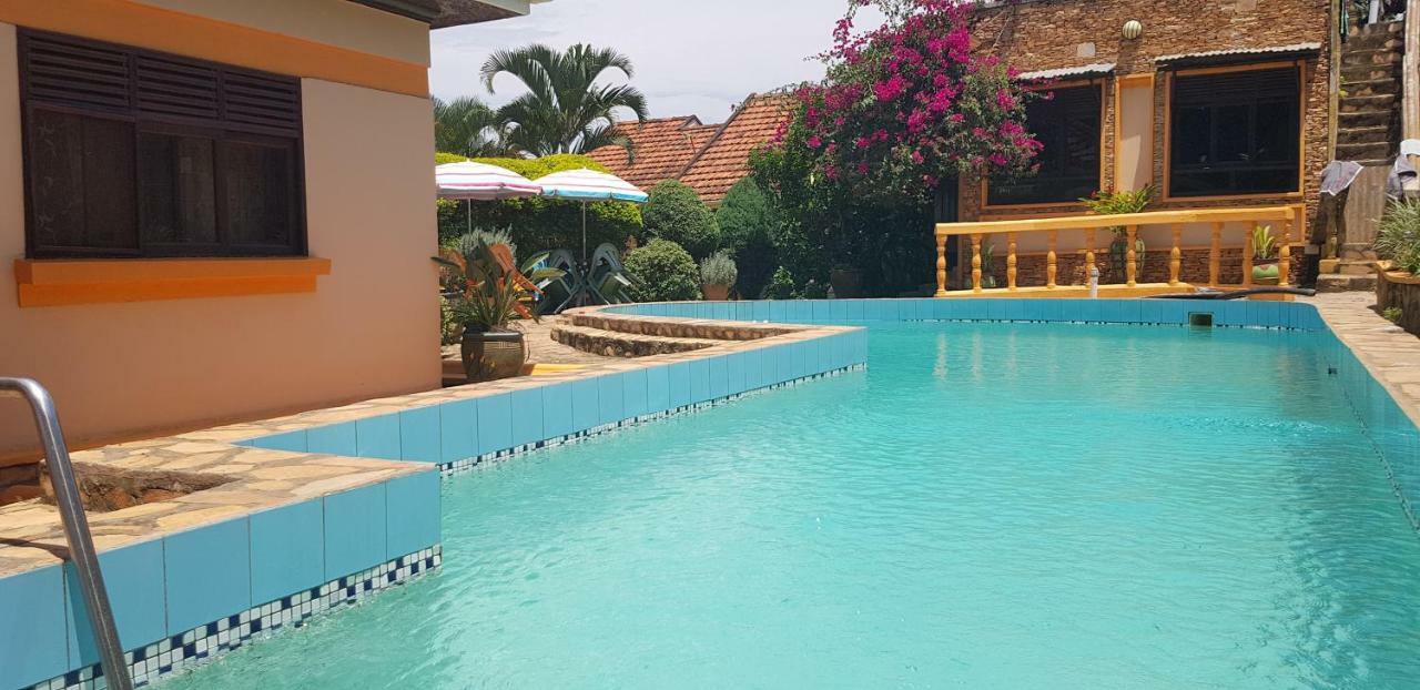 Keelan Ace Villas Kampala Room photo